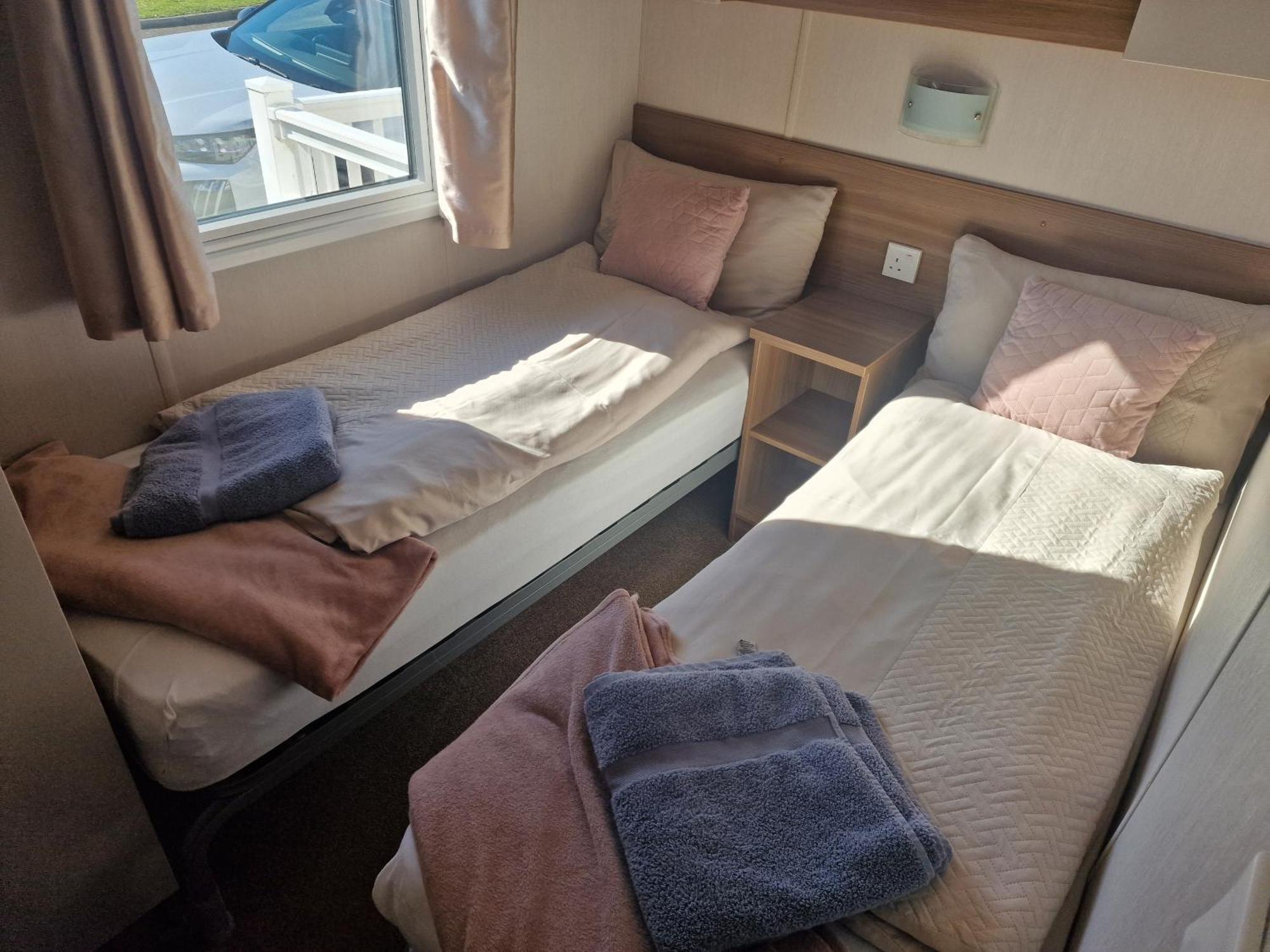 Durdlee Door, D27, Main Rd, West Lulworth, Wareham Bh20 5Pu Hotel Ngoại thất bức ảnh